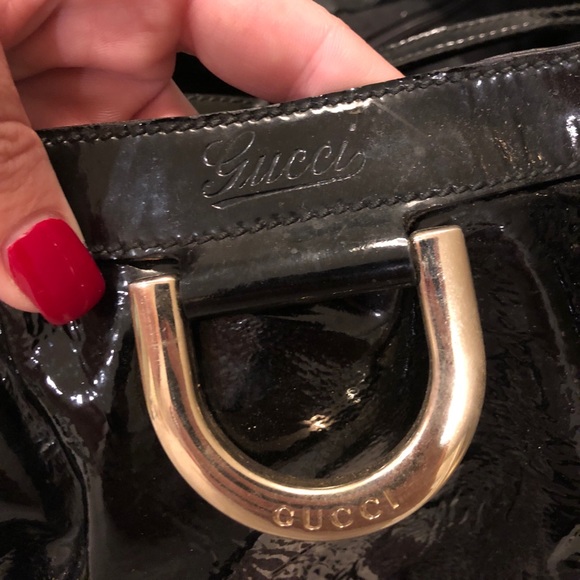 GUCCI Gold D Patent Leather Hobo Bag - Picture 3 of 7