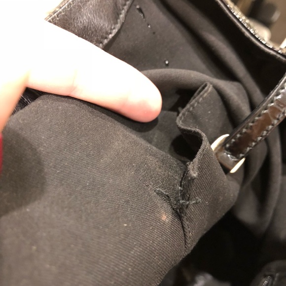 GUCCI Gold D Patent Leather Hobo Bag - Picture 7 of 7