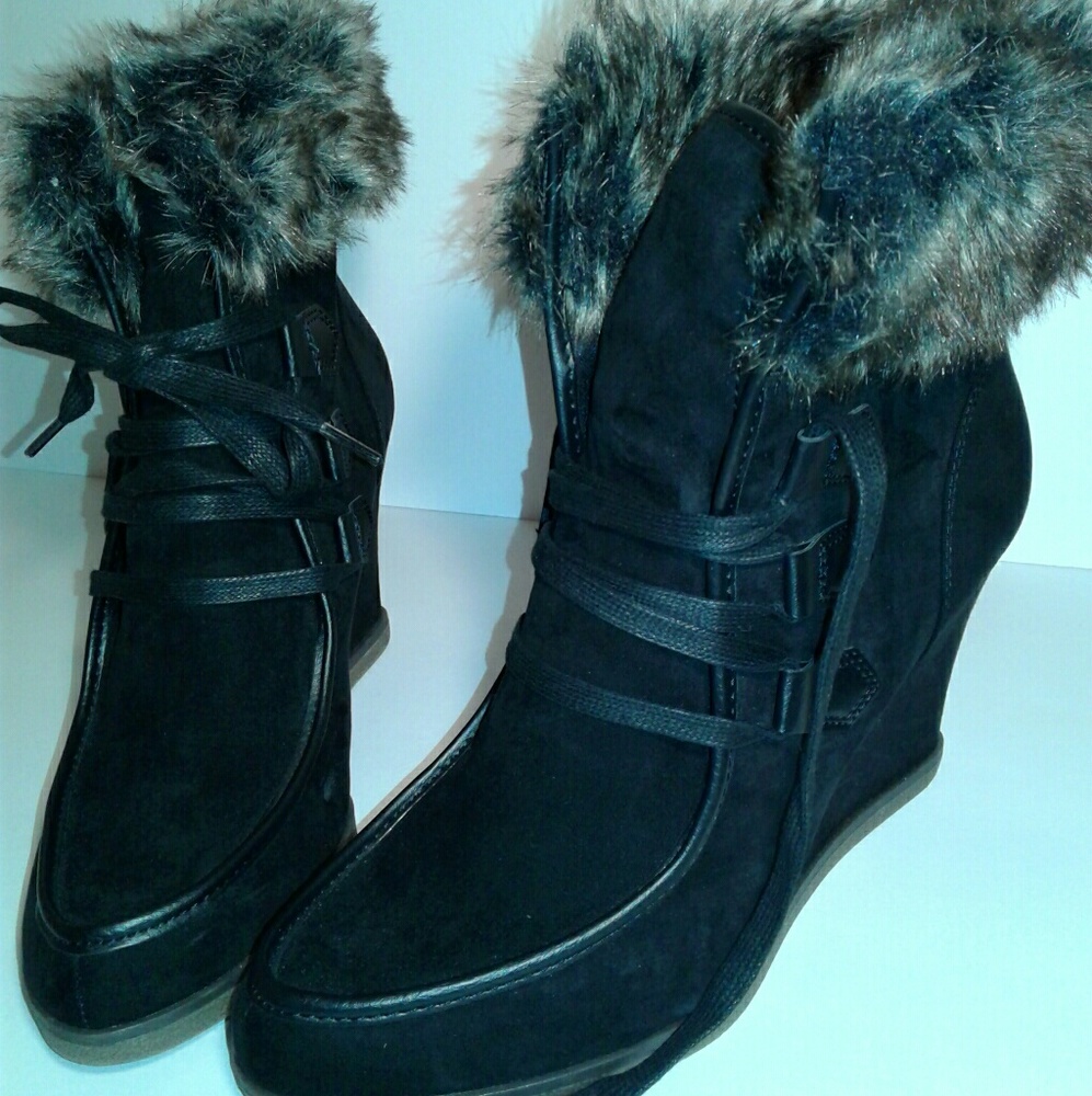 Sexy black suede wedge boots