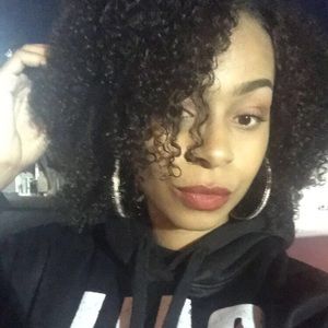 Meet your Posher, Anastasia