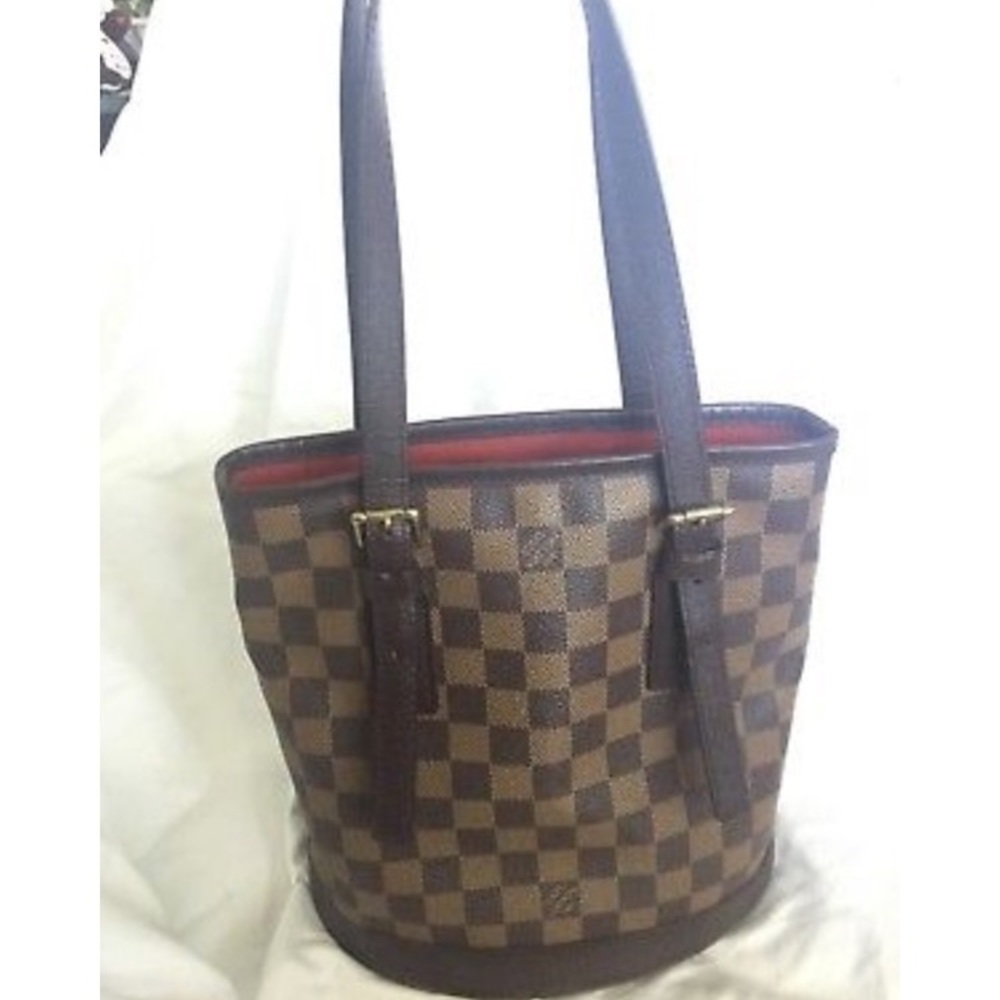 LOUIS VUITTON Damier Ebene Marais Bucket