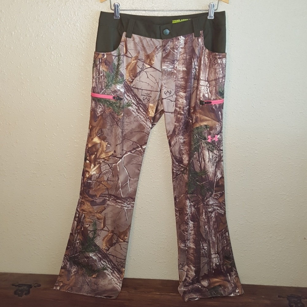 NEW! Under armour lightweight camo hunting pants