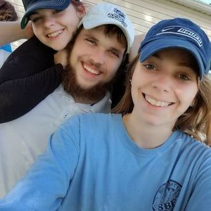 Meet your Posher, Robin