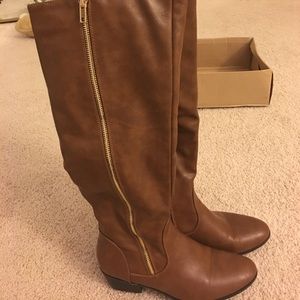 Brown boots