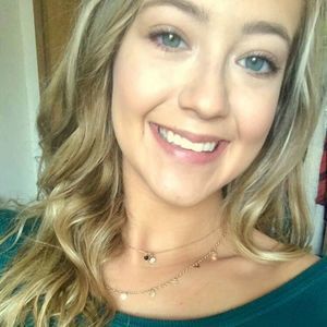 Meet your Posher, Molly