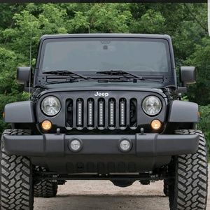 Meet your Posher, Adrian