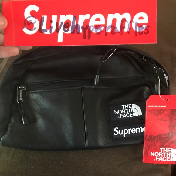 Supreme X TNF lumbar pack BLACK FRIDAY SALE PRICE. - Picture 1 of 2