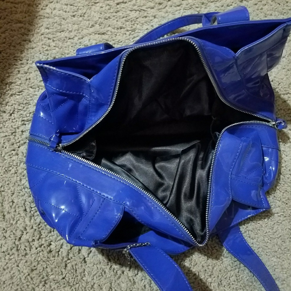 Handbag - Picture 3 of 3