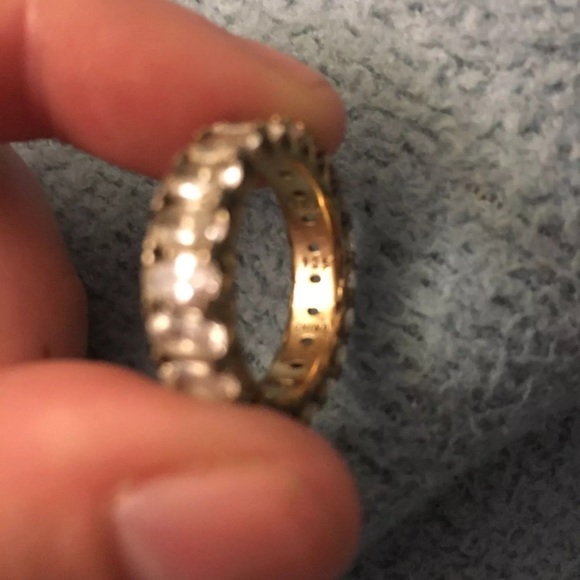 Beautiful ring - Picture 3 of 4