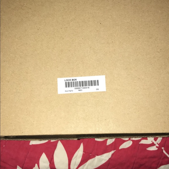 Supreme lock box - Picture 3 of 3