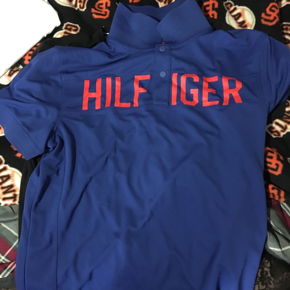 Tommy hilfilger polo shirt