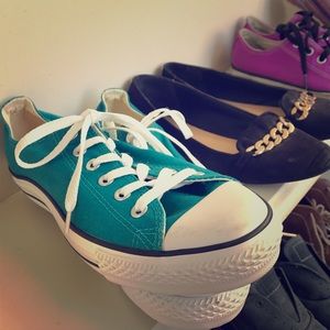 Turquoise Converse Chuck Taylors, size 8