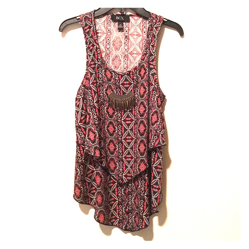 Red indy tank with attached necklace