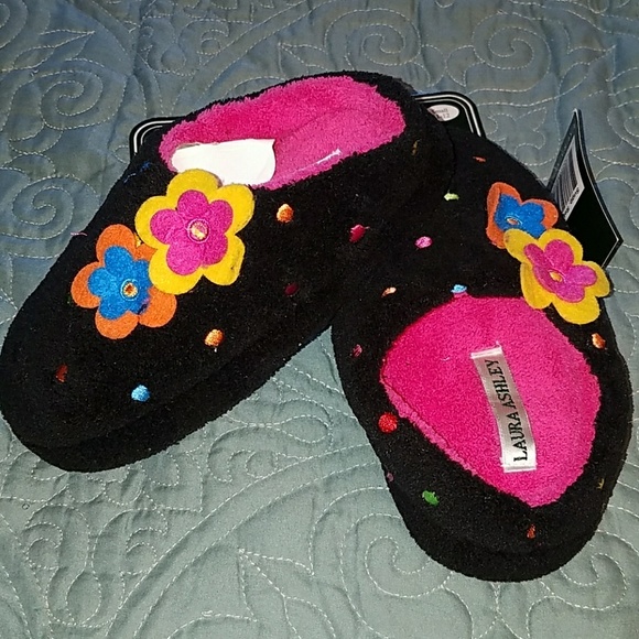 Girls slippers size 11-12 - Picture 1 of 4