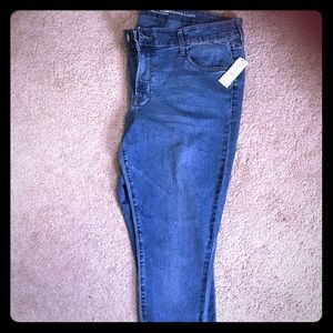Old navy super skinny jeans