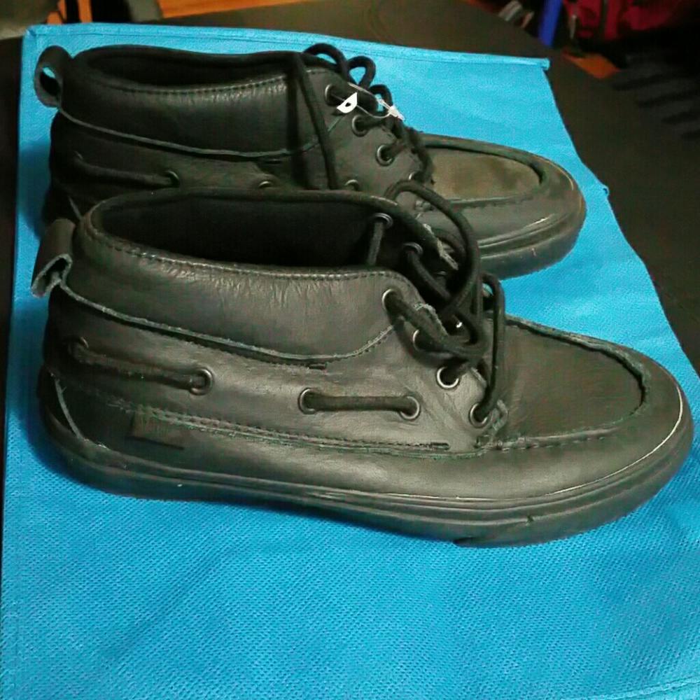 Boots - Picture 2 of 3