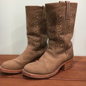 Frye cowboy boots green made in USA size 9