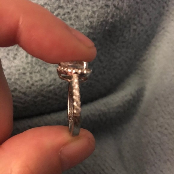 Ring - Picture 2 of 4