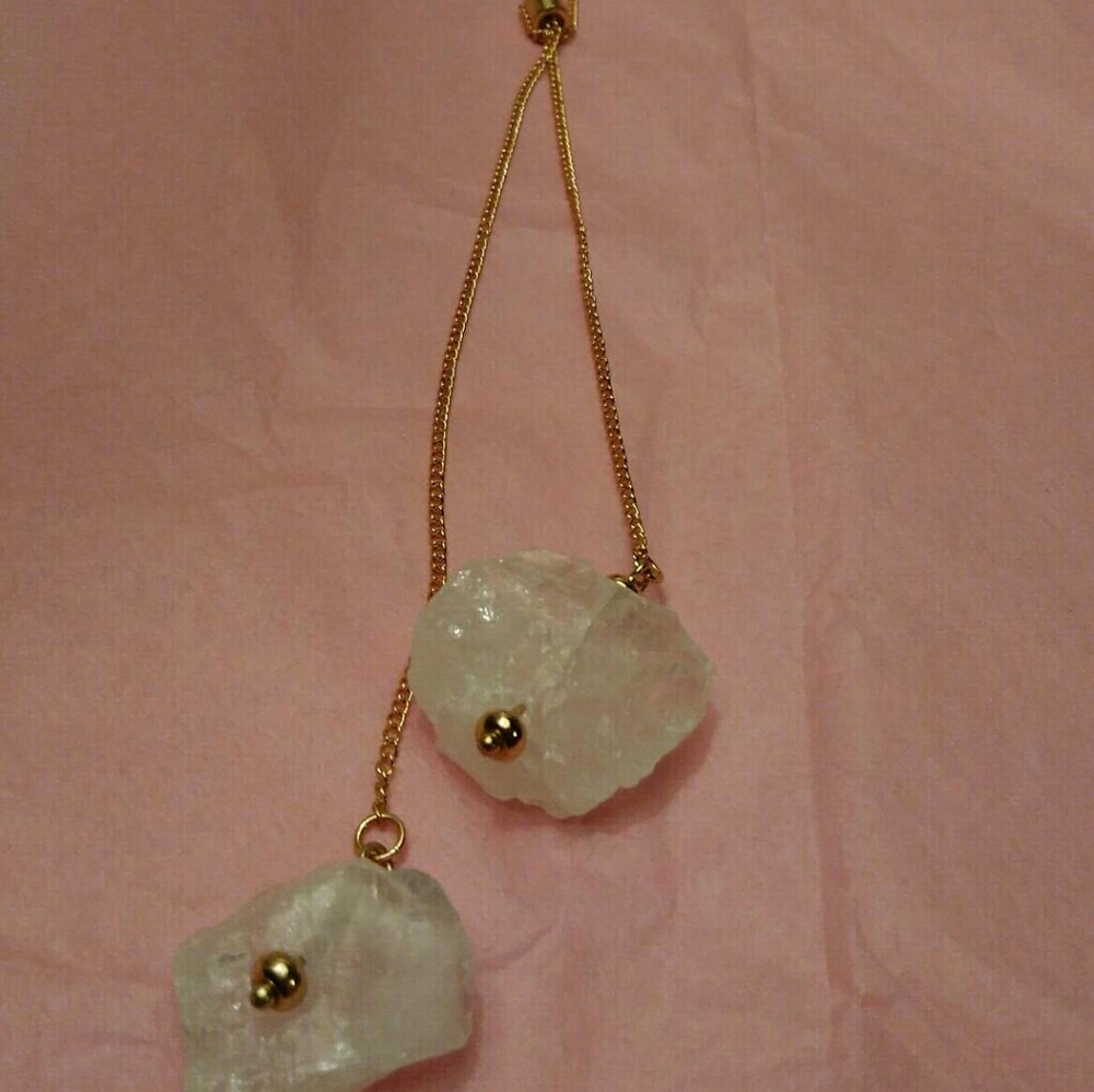 Pure Beautifully Crafted Gold Necklace Stone