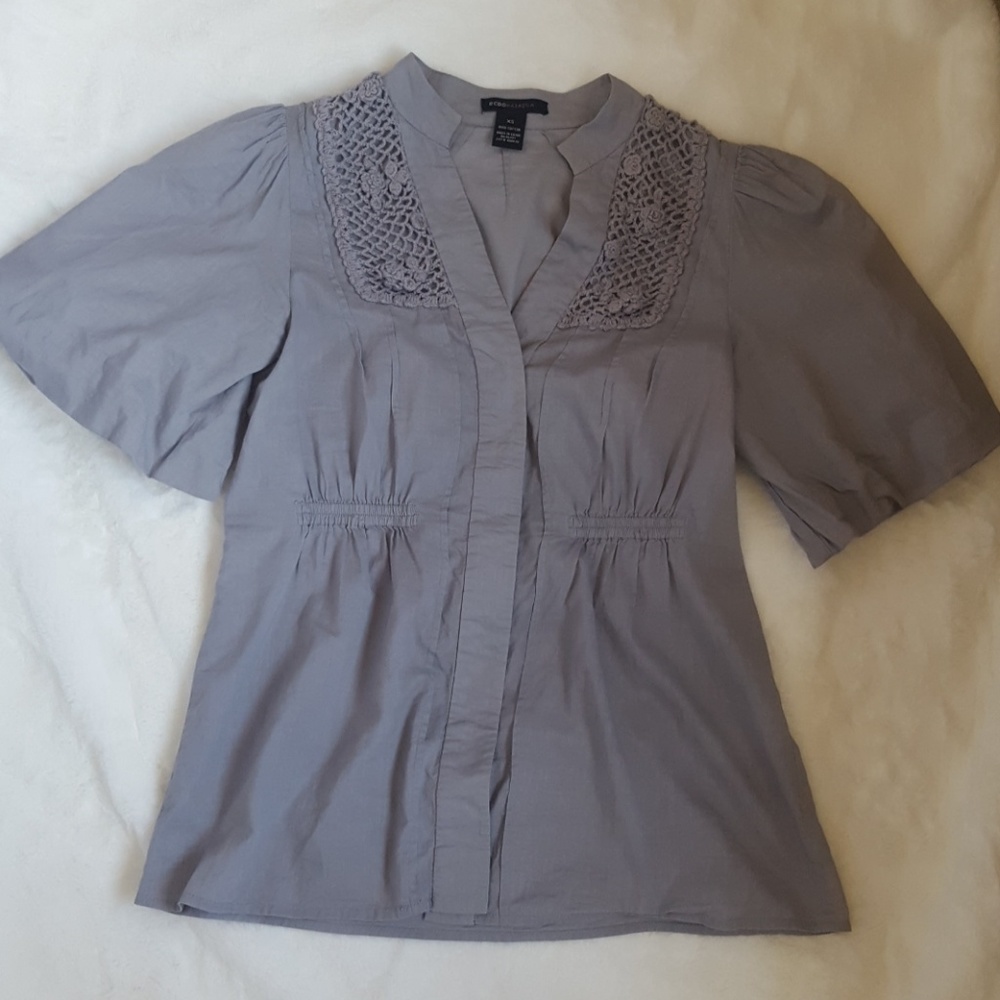 BCBGMAXAZRIA TOP