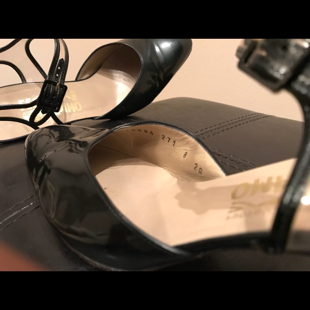 Vintage Salvatore Ferragamo Heels - Picture 7 of 7