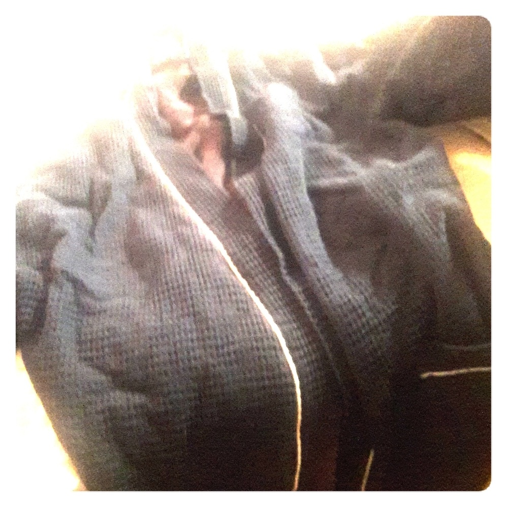 Men's Roundtree and York bath robe