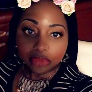 Meet your Posher, Latasha