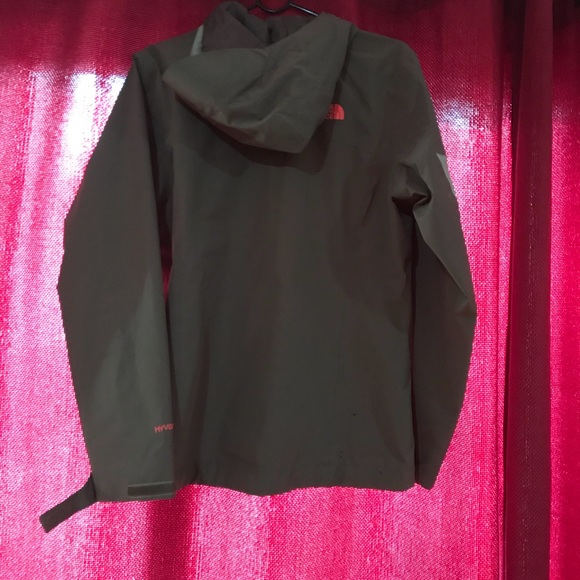 NorthFace Green Jacket - Picture 2 of 4