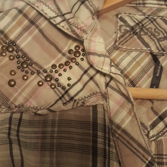 Guess button up - Picture 4 of 5