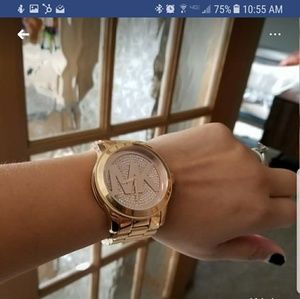 Rose Gold MK Woman's Watch... (needs battery)