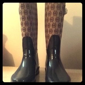 Michael Kors Rainboots