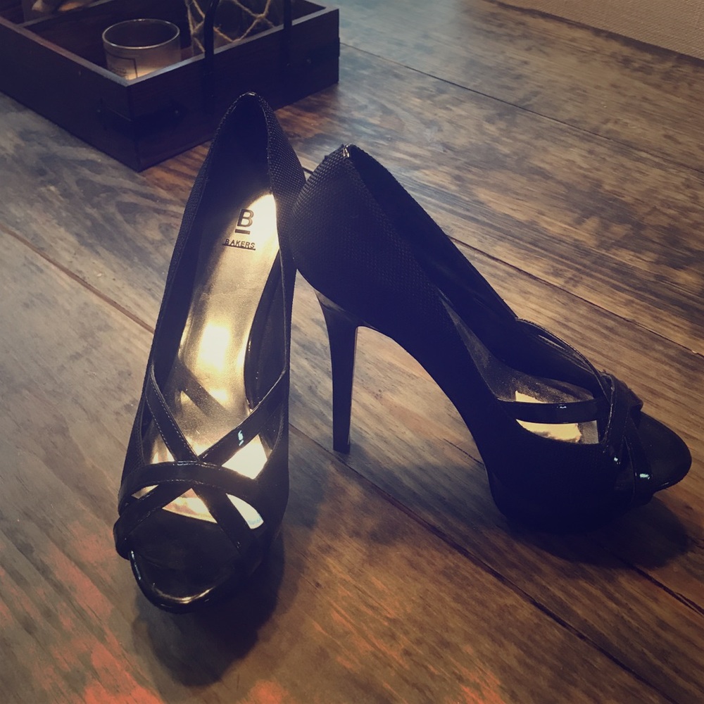 Bakers black stiletto 5" heels