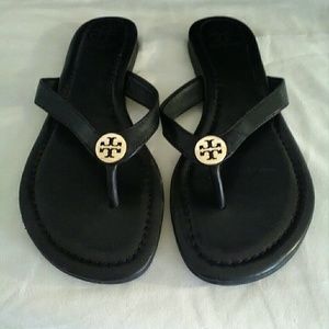 Tory Burch Pearce Sandals Size 6.5.