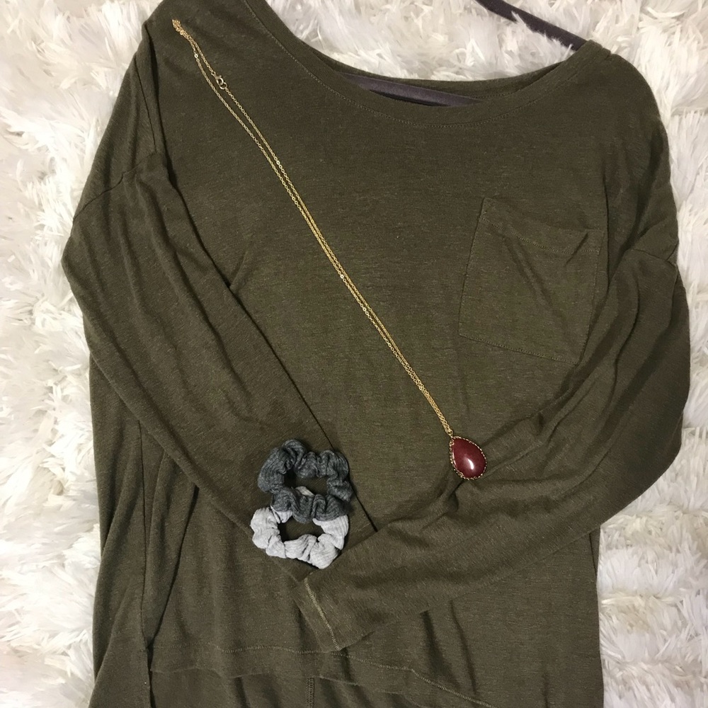 Long smeeve old navy green shirt
