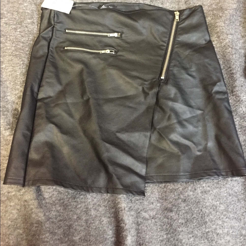 Leather skirt