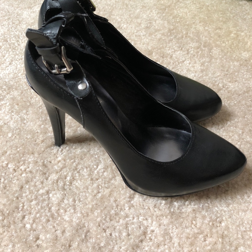 Nine West sling back black heels 6.5