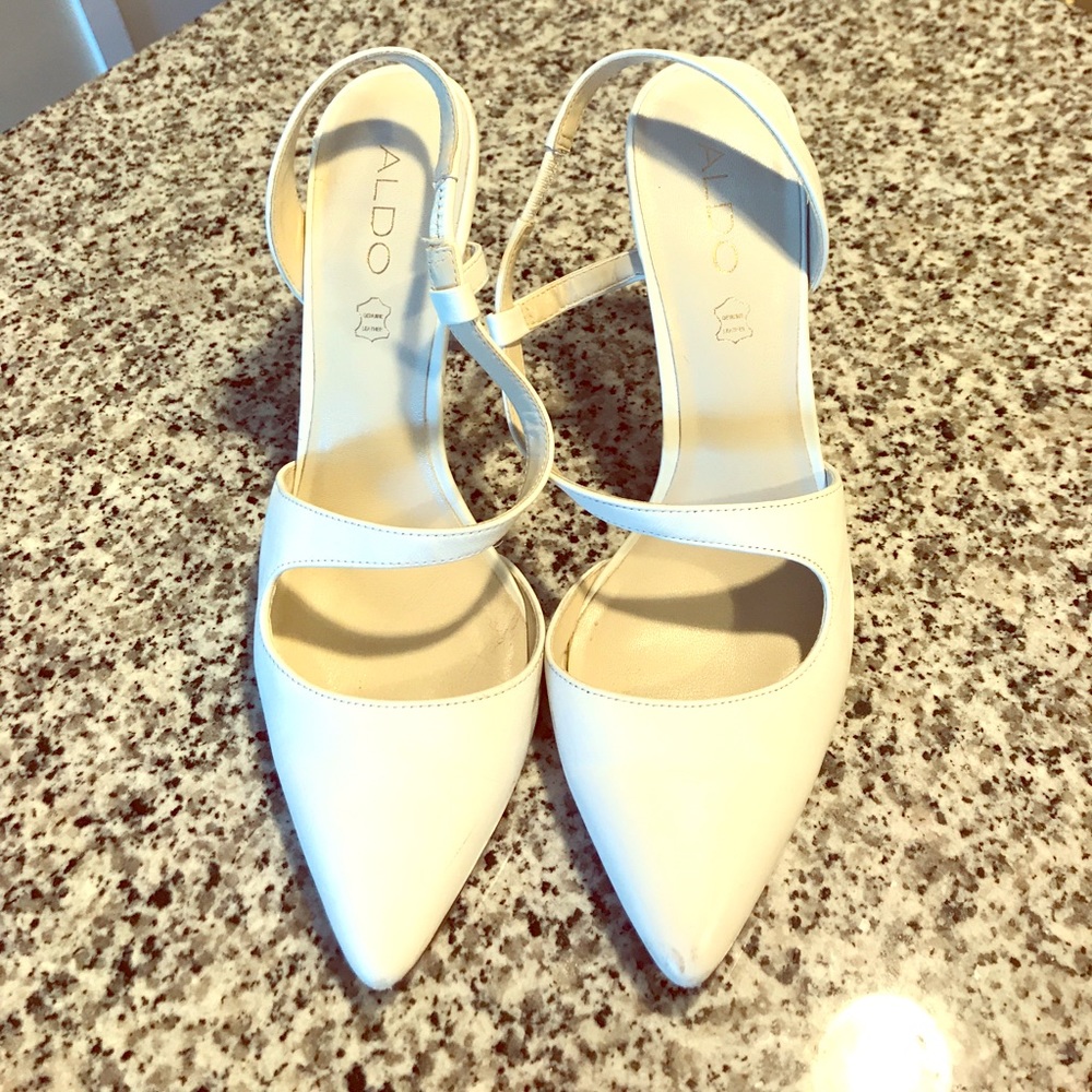 White Aldo size 8 heels. 4 inches.