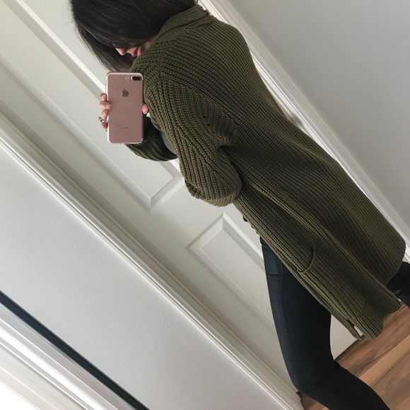 NOT AVAILABLEEE - Picture 3 of 7