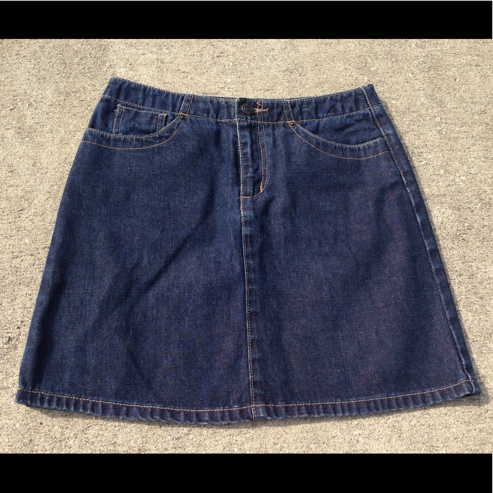 American Eagle Outfitters Jean skirt size 0