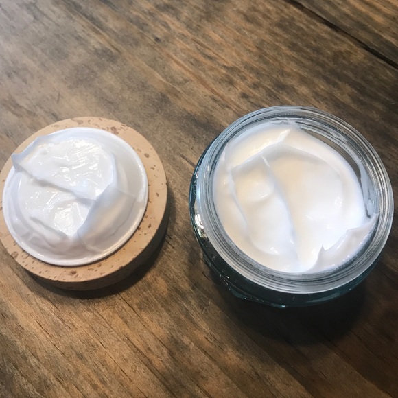 Benefit facial moisturizer - Picture 3 of 3