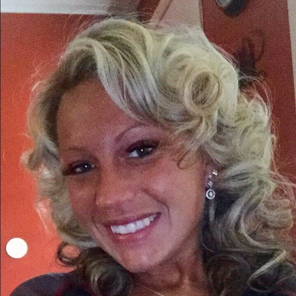 Meet your Posher, Beth