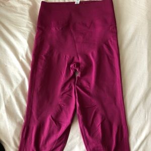 Lululemon compression pants size 6