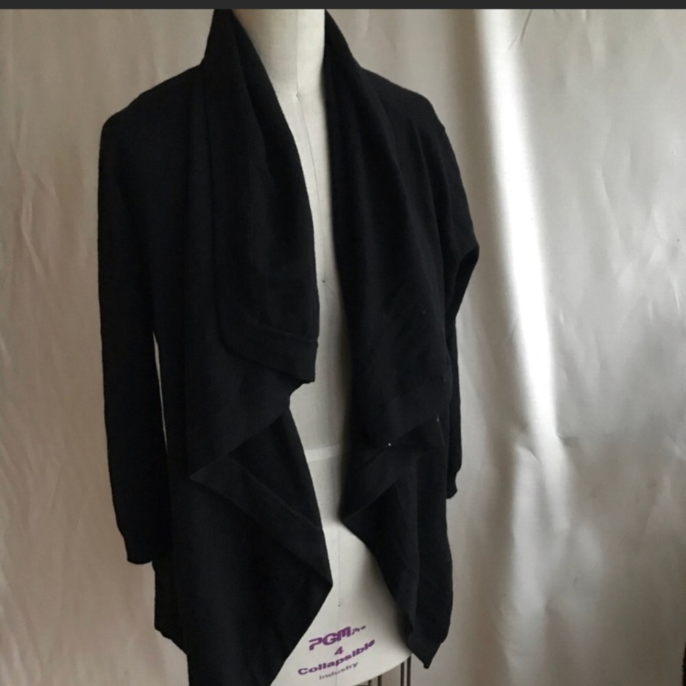 theory black open cardigan