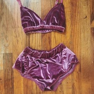 Sexy velvet, high waisted bra and short set