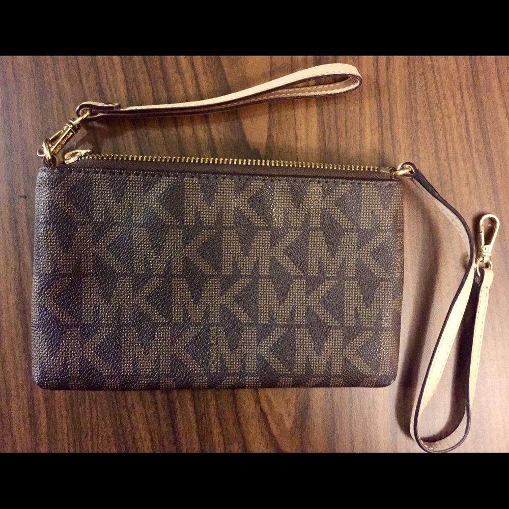 Michael Kors Wristlet - Picture 2 of 3
