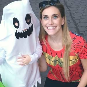 Meet your Posher, Lora