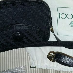 Gucci over shoulder back purse