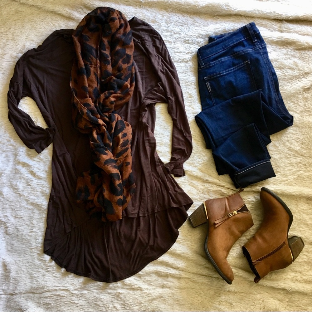 Dark Brown High Low 3/4 Sleeve Tee