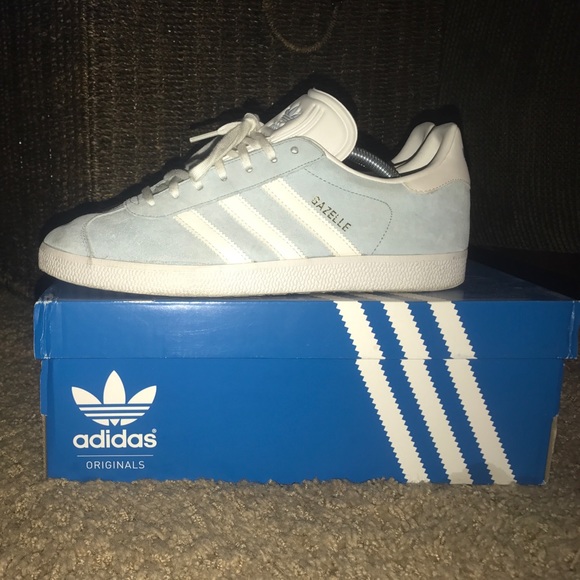 adidas scarpe taglia 10 gazzella bambino bluewhitegold poshmark adidas scarpe taglia 10 gazzella bambino bluewhitegold poshmark