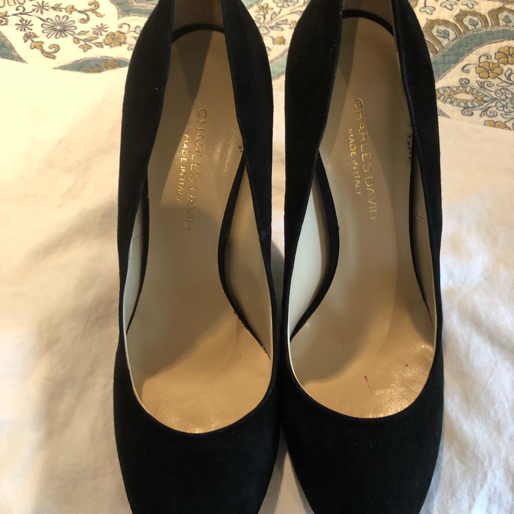 Charles David Black Pumps Size 9